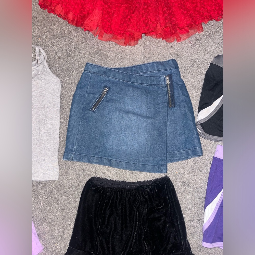 14-Piece Girls Summer Clothing Bundle - Size 6 - Picture 2 of 9